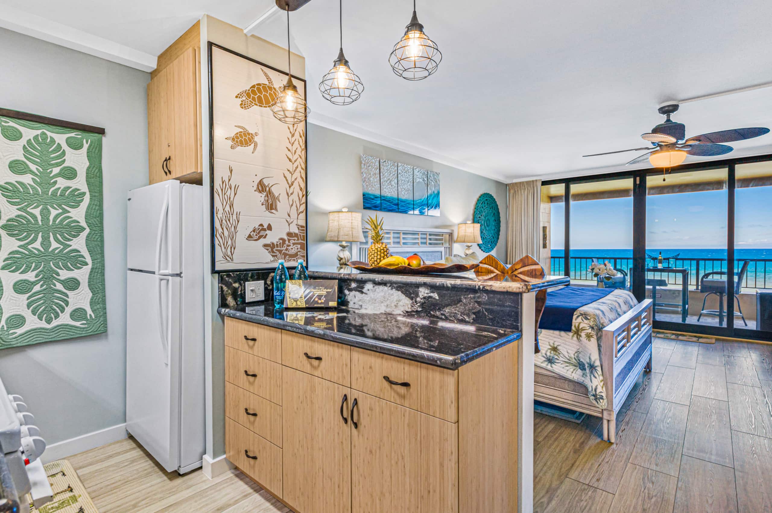 Condo in Lahaina · ★4.99 · Studio · 2 beds · 1 private bath - Image 6