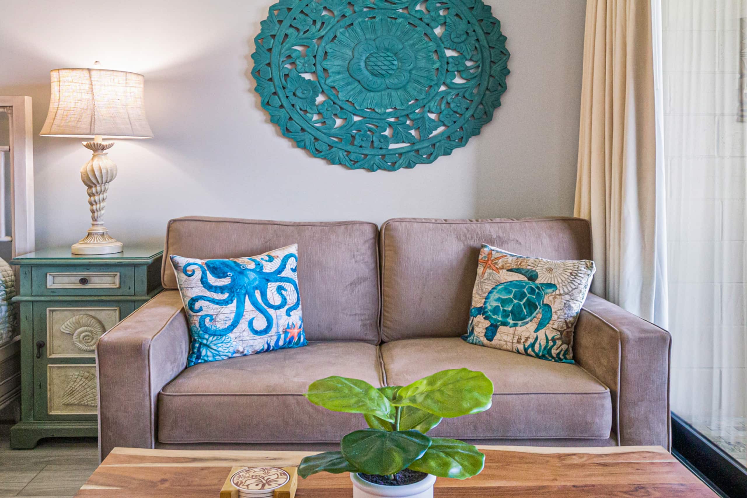 Condo in Lahaina · ★4.99 · Studio · 2 beds · 1 private bath - Image 3