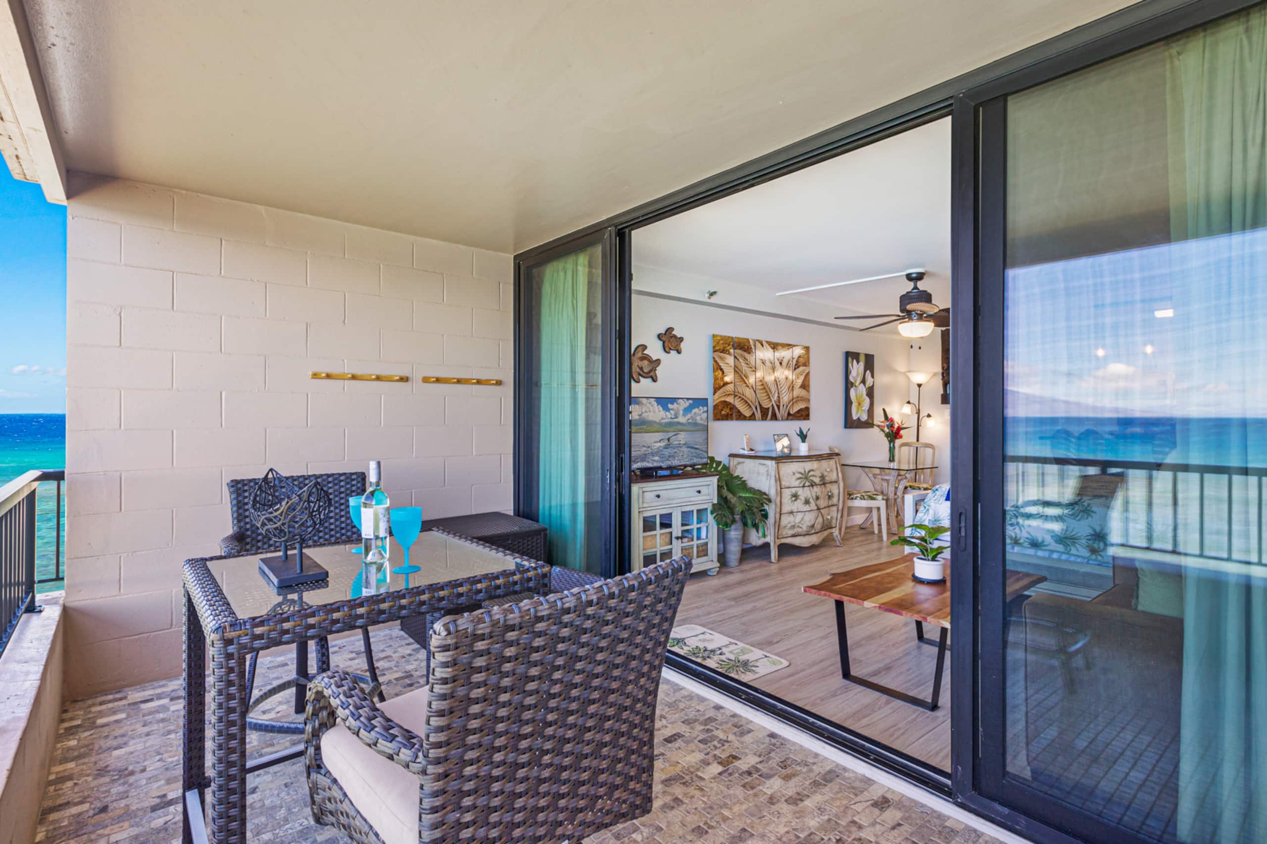 Condo in Lahaina · ★4.99 · Studio · 2 beds · 1 private bath - Image 15