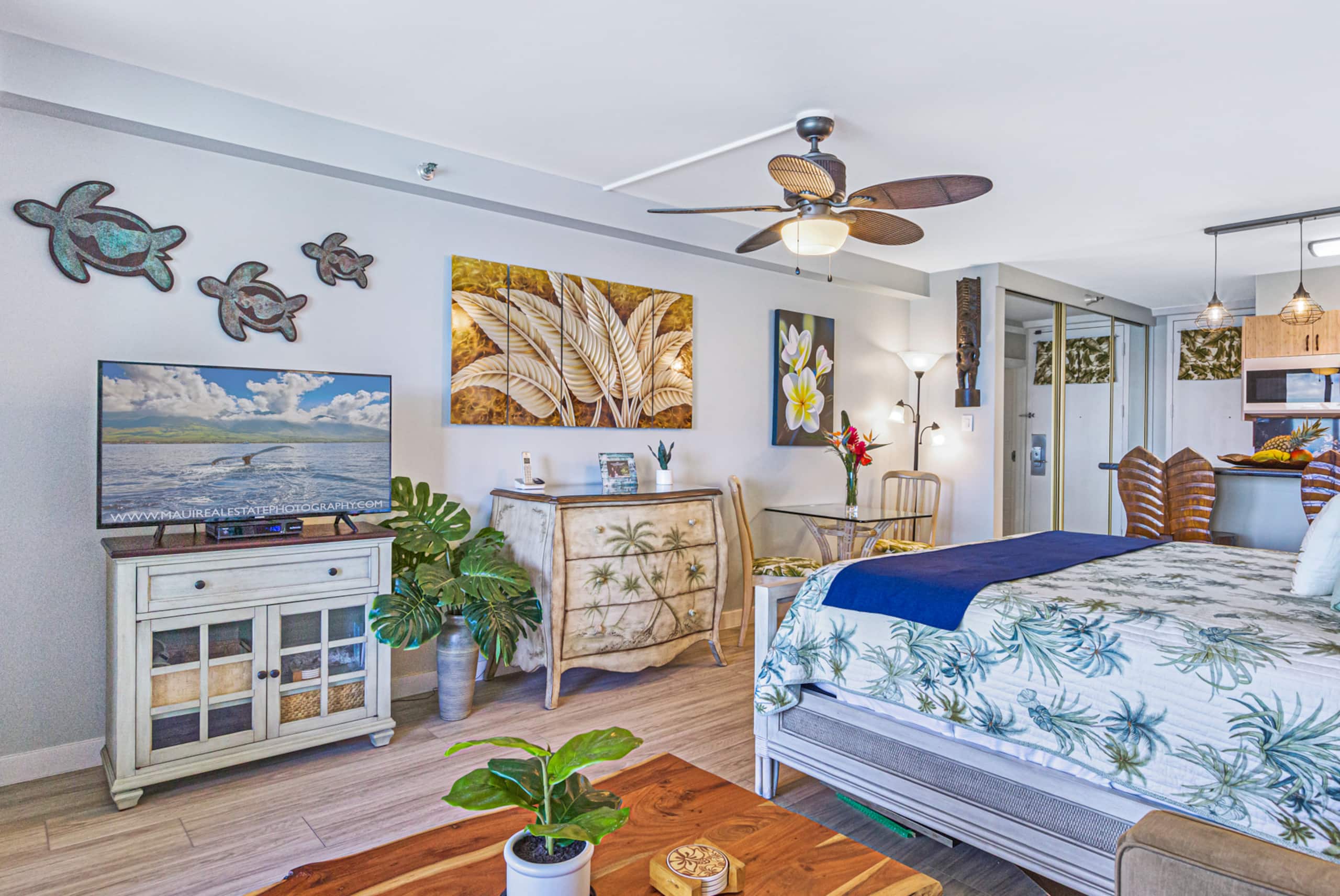 Condo in Lahaina · ★4.99 · Studio · 2 beds · 1 private bath - Image 37