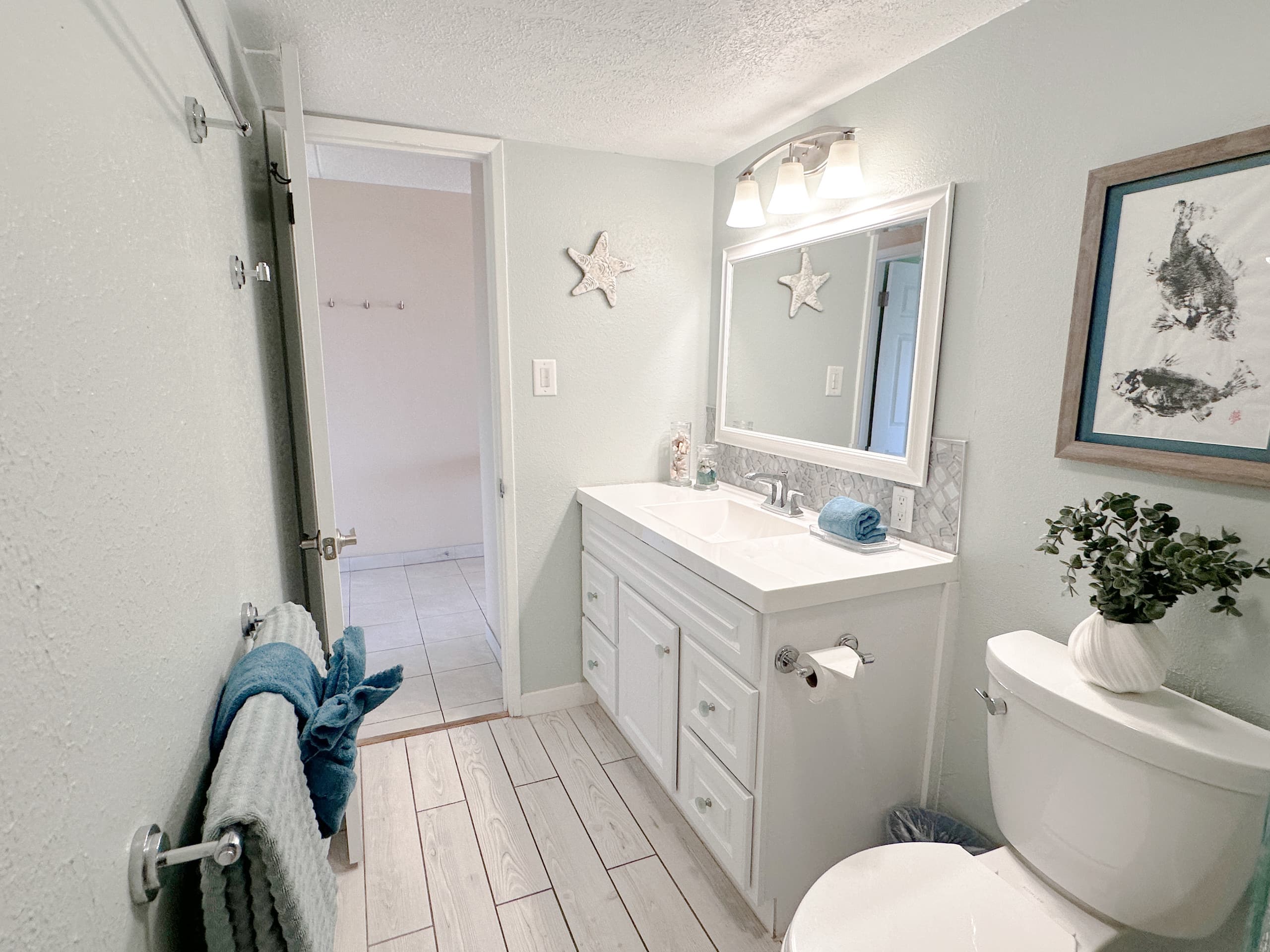 Best Location Across Best Beach! New AC throughout - Image 19