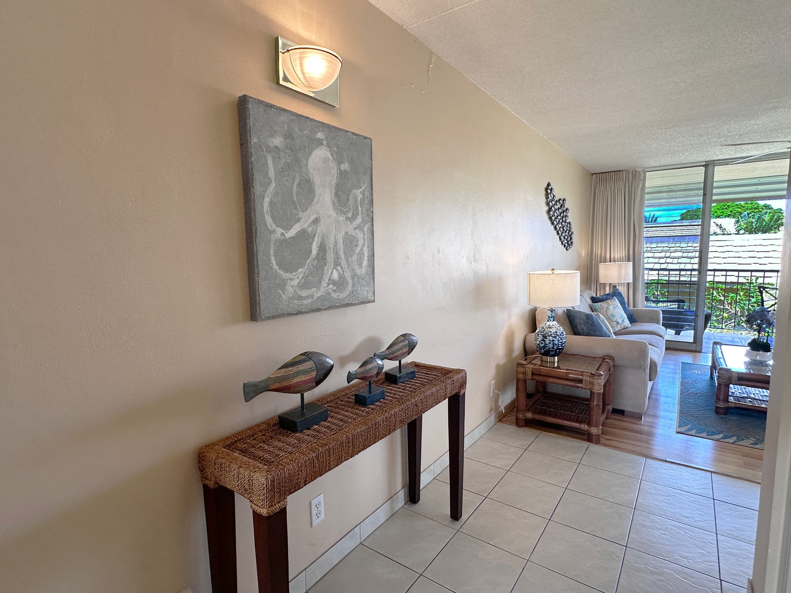 Best Location Across Best Beach! New AC throughout - Image 7