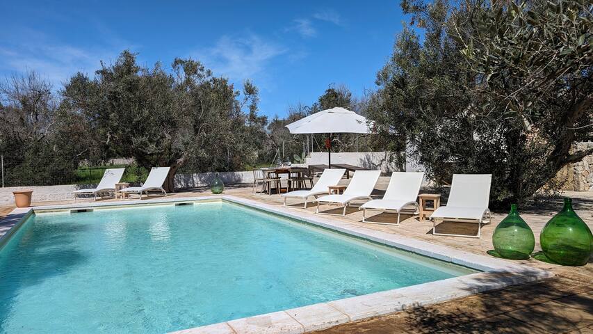 Tenuta Lavati, tre trulli gallery image 4