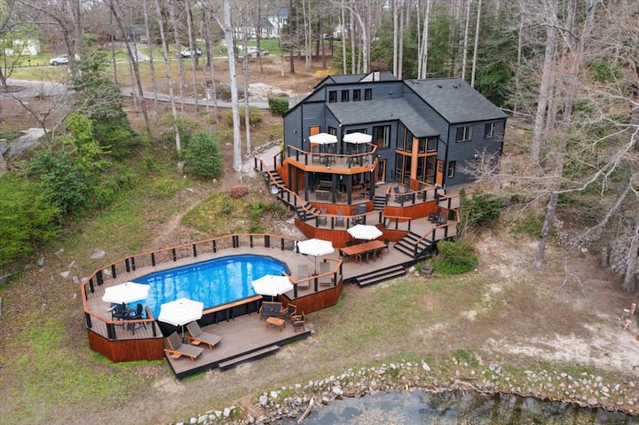 Luxury Oasis/pool/ Boat/pond/river/sleeps 16 - ローリー, NC
