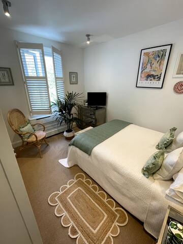 Charming house in Battersea with stunning garden gallery image 4