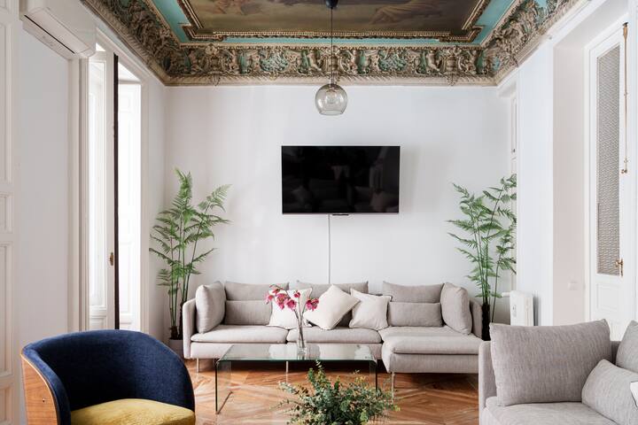 “The wonder” in Gran Via 5BR 5BH a/a central gallery image 3