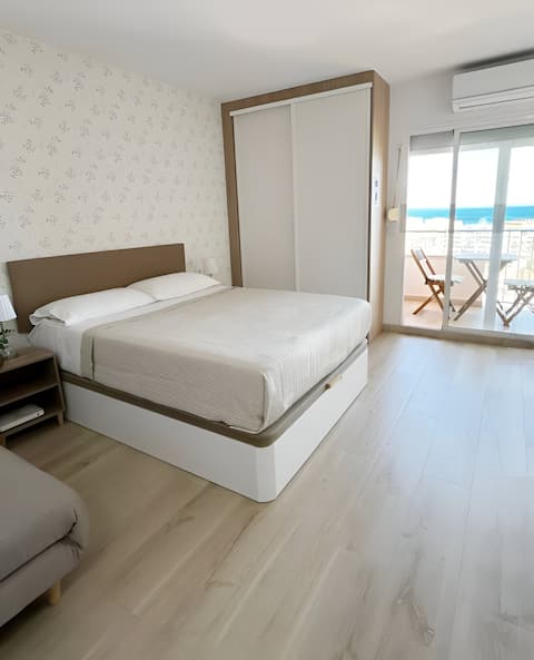 Top Airbnb: Sea View · Walk to Beach · Pools. Benalmádena in Benalmádena