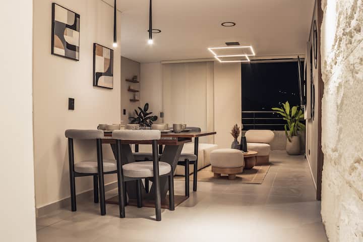 Laureles Living | 3br + Free Parking + Gym - Medellín
