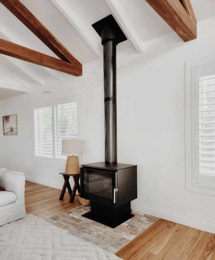'Swellies' - Relax In Mollymook - Ulladulla