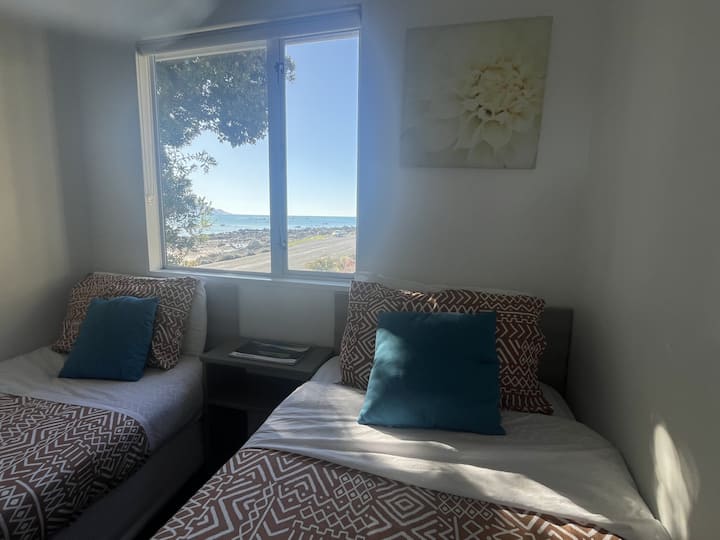 Kaikoura Seaside Lodge Room #12 - Kaikōura