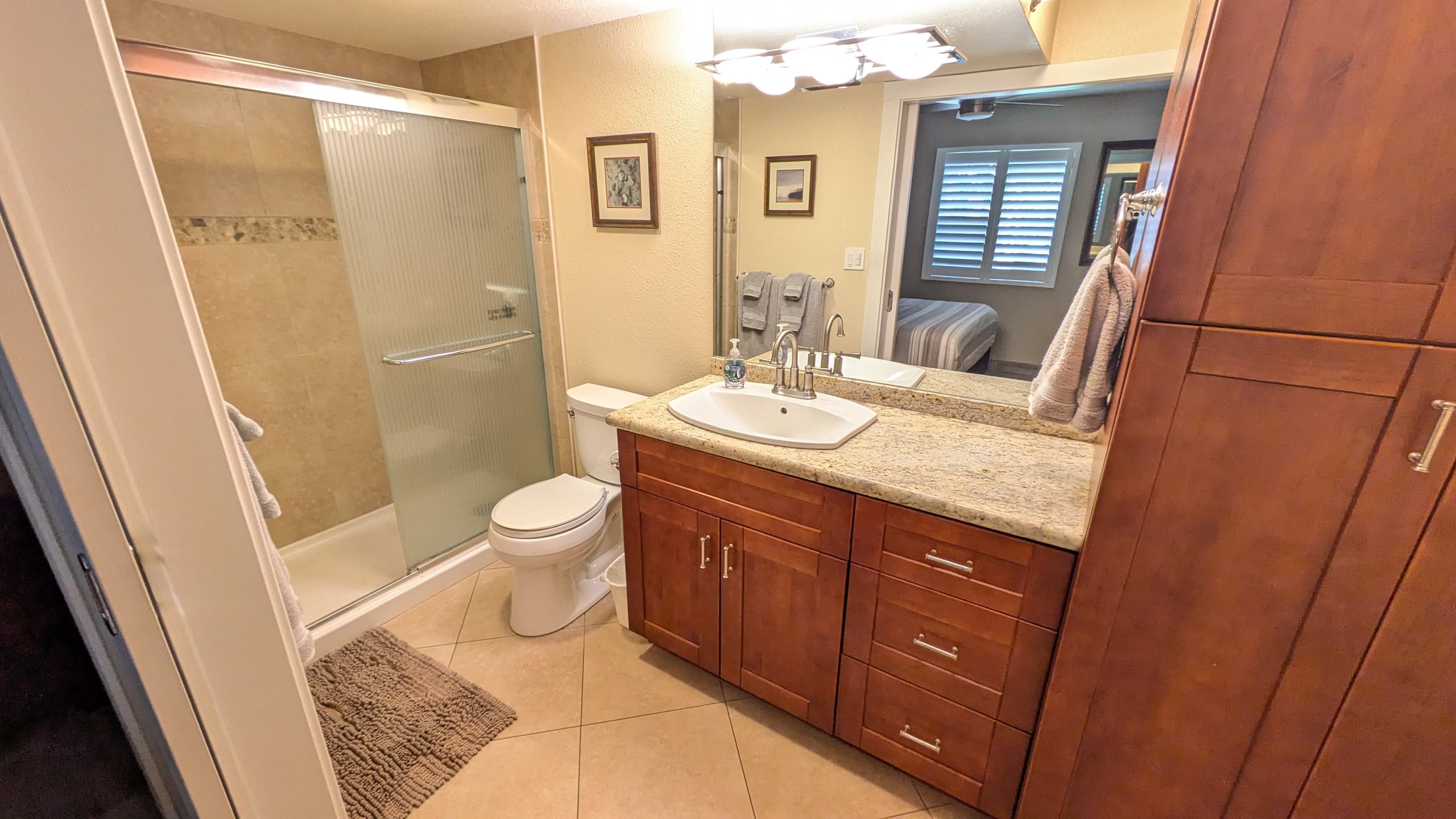 Condo in Kihei · ★4.98 · 2 bedrooms · 2 beds · 2 baths - Image 16