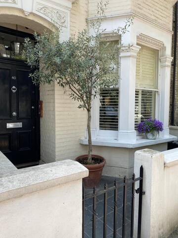 2 Bed Maisonette & Garden, Chelsea