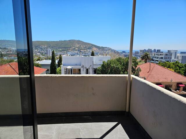 Fabulous views with all the space & comfort. gallery image 2