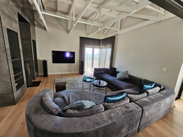 Fabulous views with all the space & comfort.