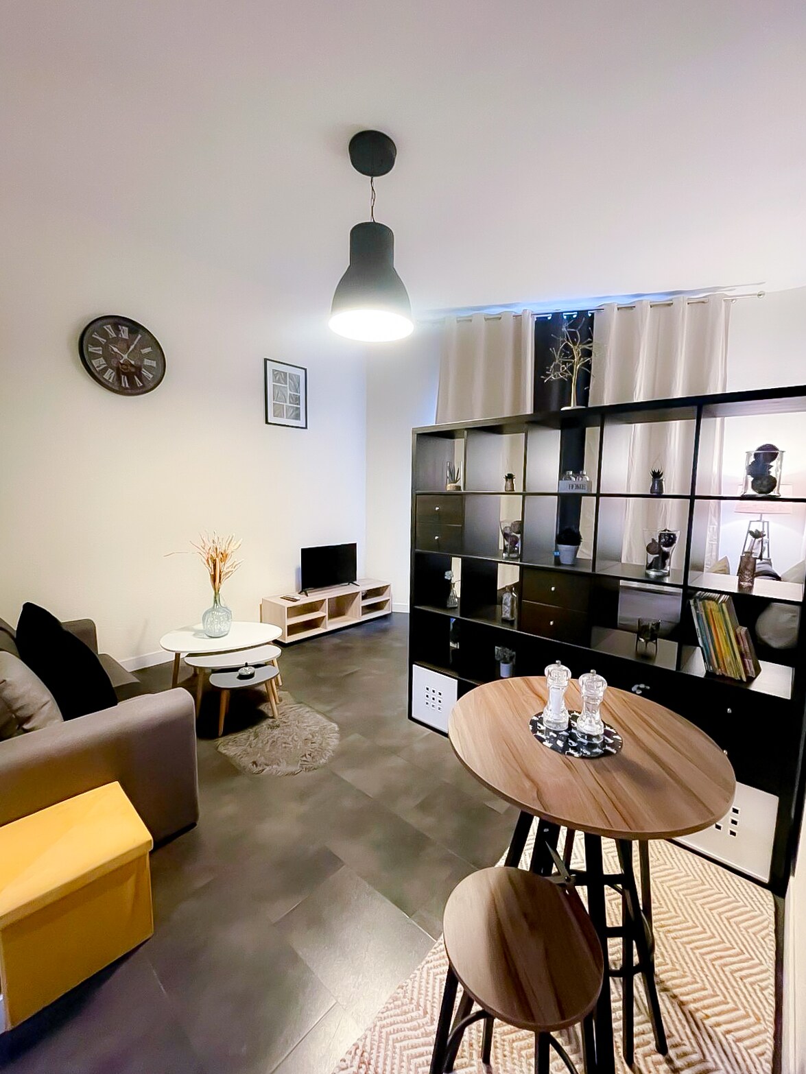 Successful Airbnb property: Studio La Classe by La Felicità - center of the villas in Besançon