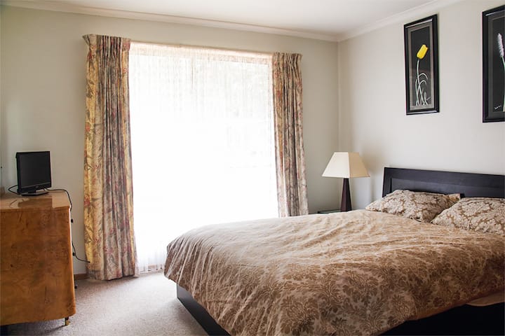 Спална соба 1