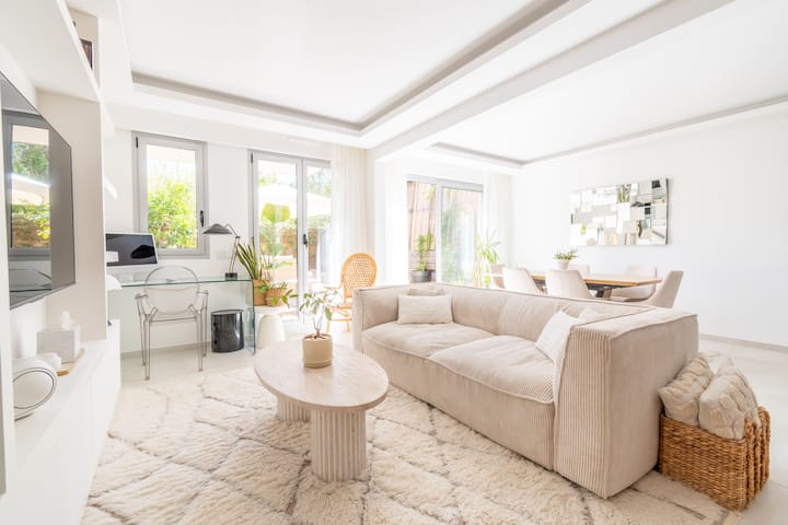 Superbe Appartement Central - Piscine Et Parking - Saint-Tropez