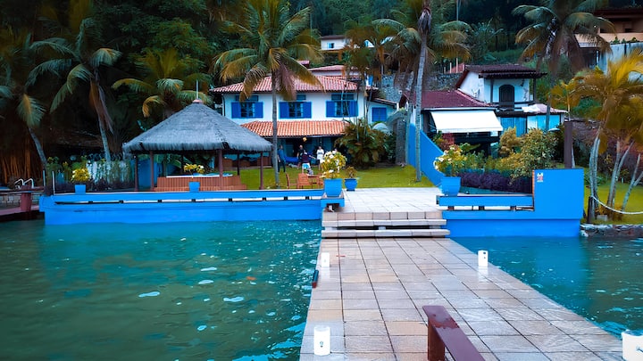 Casa à Beira Mar Em Angra - Ilha Grande