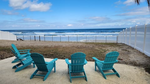 "Ocean Waves" - Direct Oceanfront Beach House