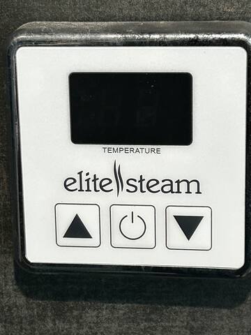 Suburban Feel with a City Vibe gallery image 4