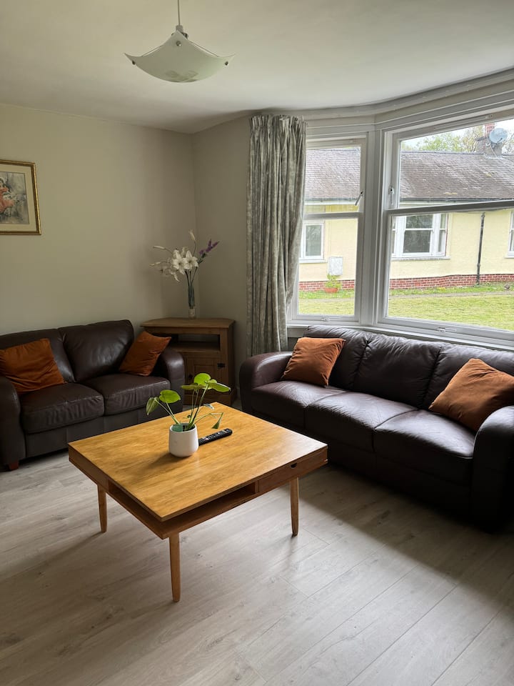 Invereck Cottage 5 - Twin & Double - Dunoon