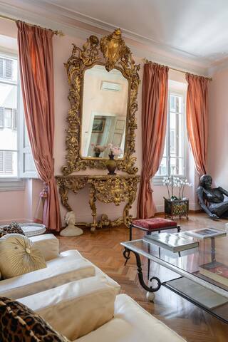 Ognissanti Mama Flat gallery image 4