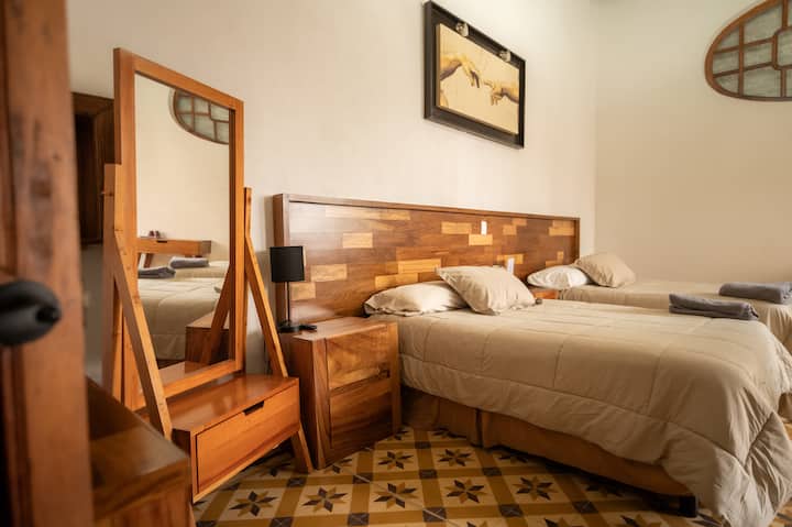Suite Boutique 5 Colonial En El Centro De Morelia - Morelia