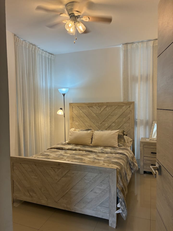 საძინებელი 1