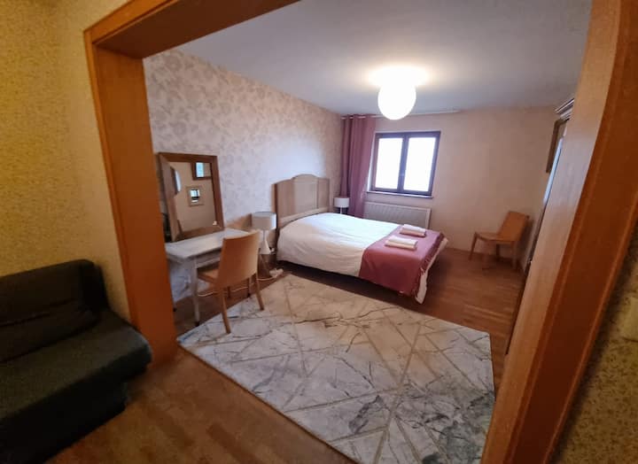 საძინებელი 1