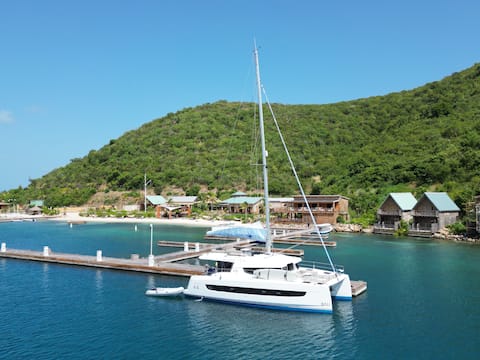 2024 Bali 4.4 Yacht w/ Captain, Concierge, WIFI