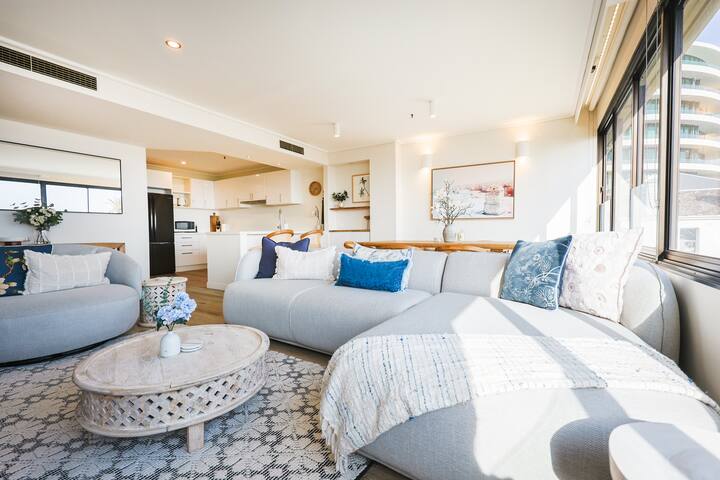 Luxury Beach View Escape gallery image 2