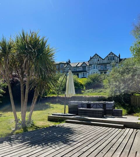 Otterburn House - Luxury waterfront property