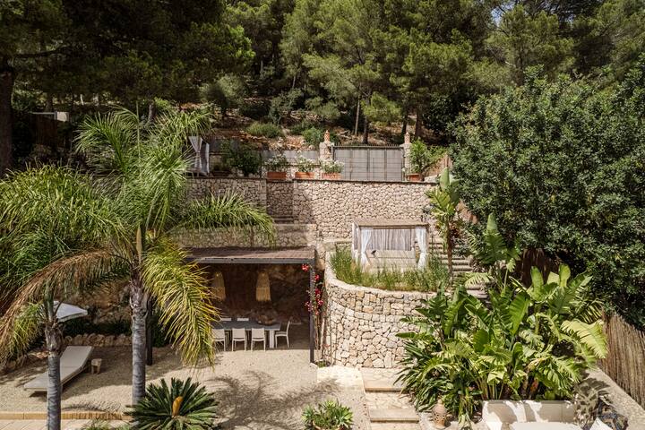 Dreamy Caimari Townhouse gallery image 4