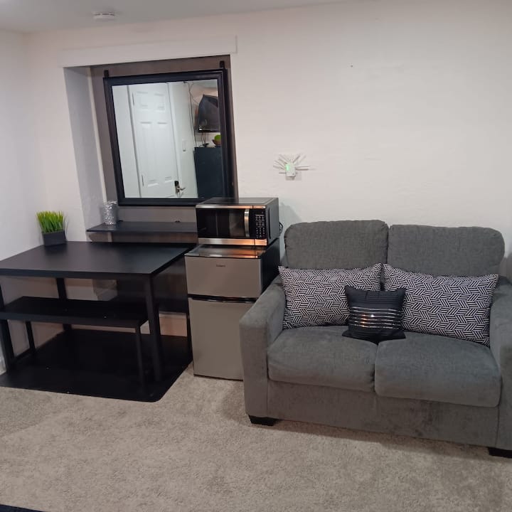 Cozy On Columbia (Q&twin Bed) - Lawton, OK