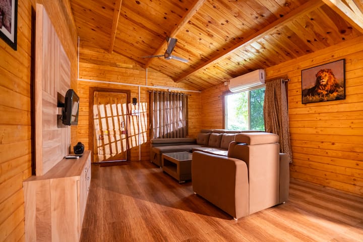"Woodcounty:villa 17" Farm House With Private Pool - Hyderabad