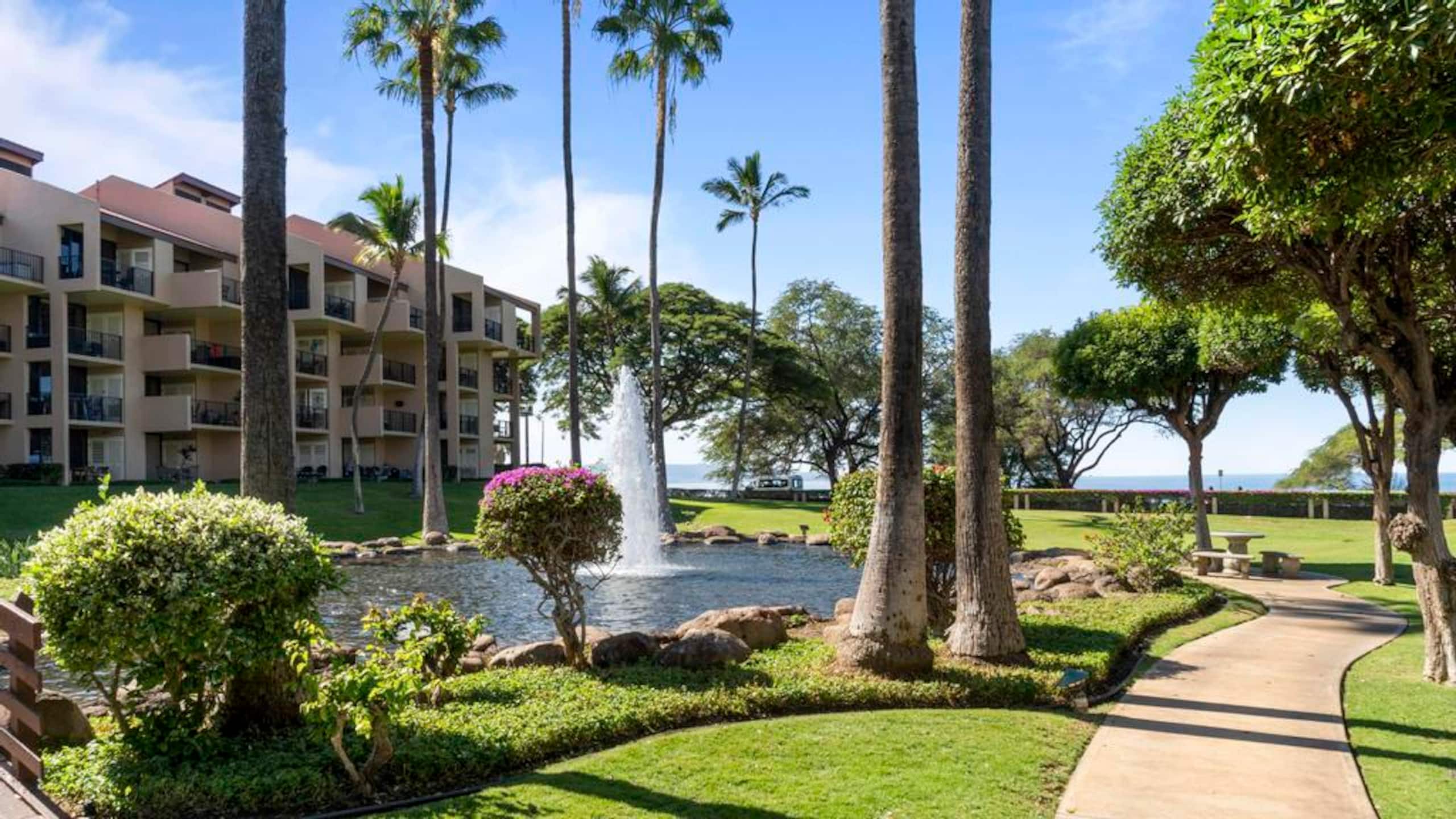 Condo in Kihei · ★4.97 · 2 bedrooms · 3 beds · 2 baths - Image 41