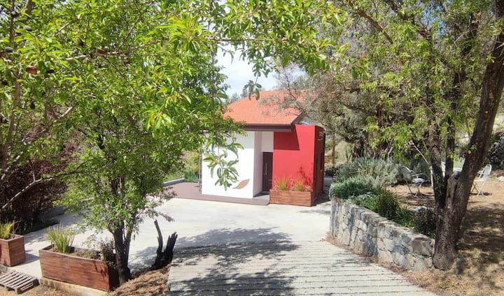 The Leaf House - A Quiet Retreat In Nature - Cyprus