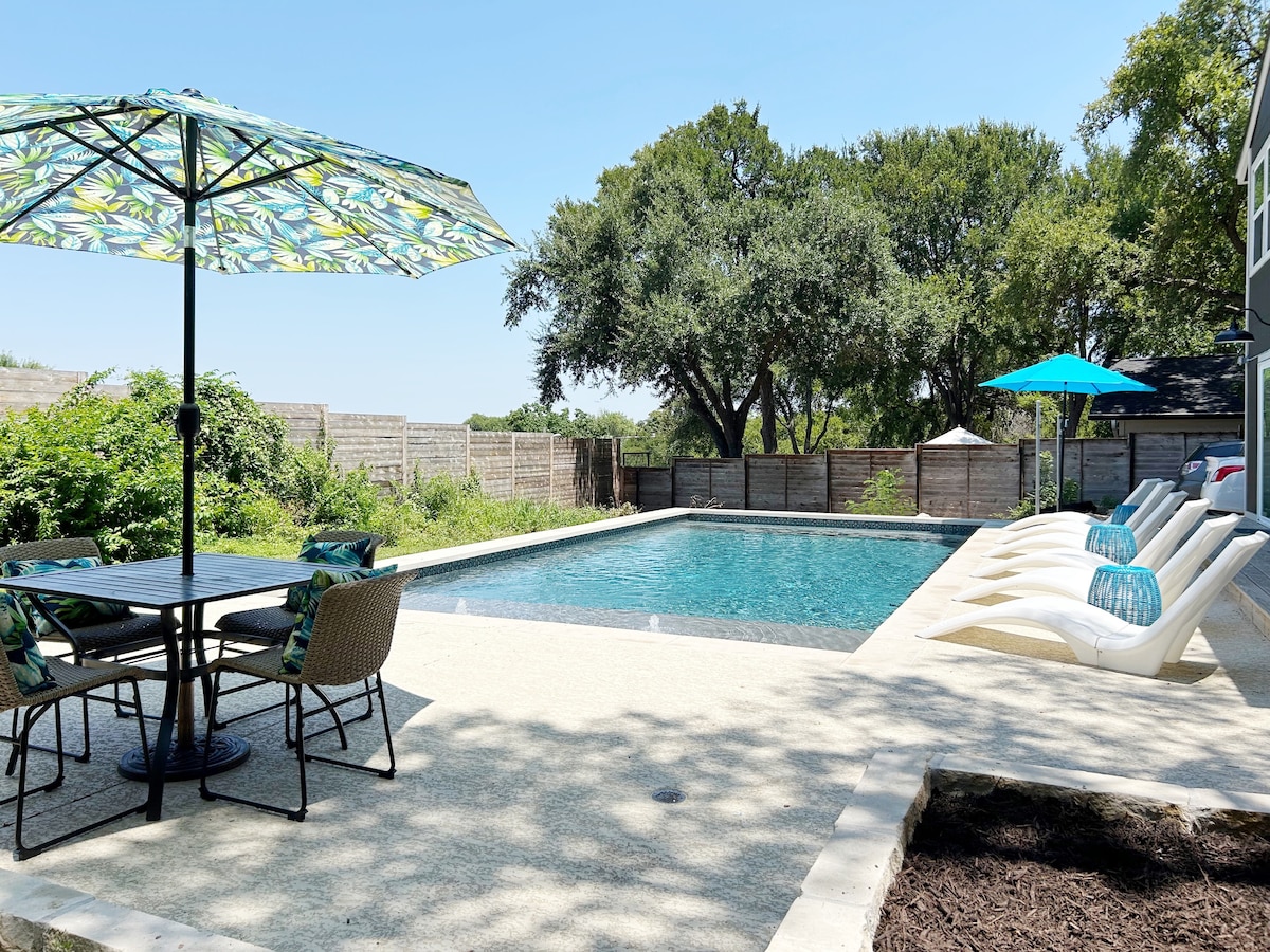 Newly Remodeled Modern Gem | Cozy + Central + Chic