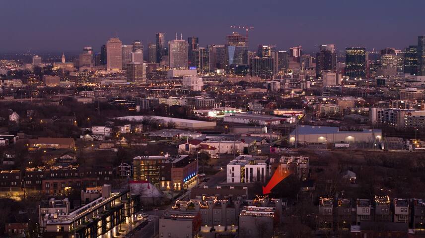 TheSkyline! •Insta •Game Room •15 beds •Hot Tub gallery image 5