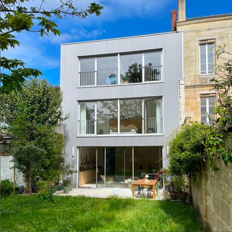 Grande Maison Design 260M2 Centre ville Bordeaux gallery image 2