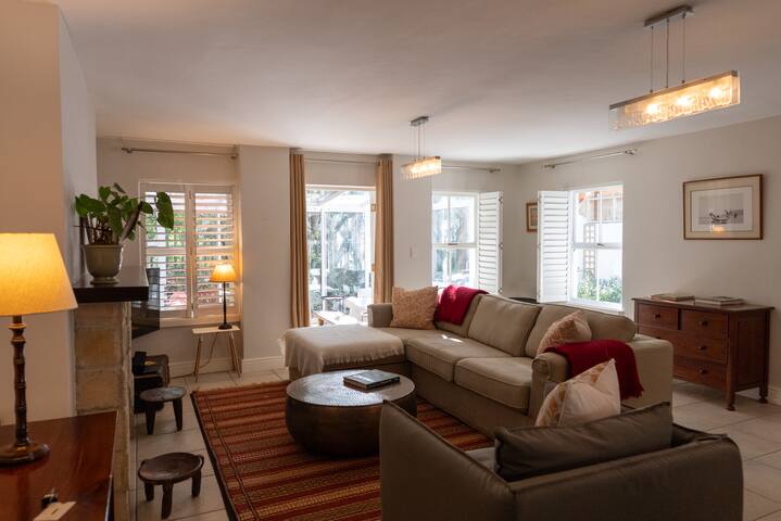 Noordhoek Village House gallery image 3