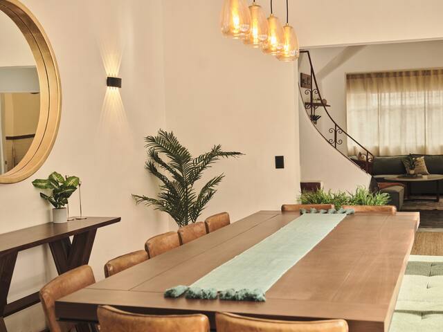 Spacious Chic Condesa 6BR Haven gallery image 3