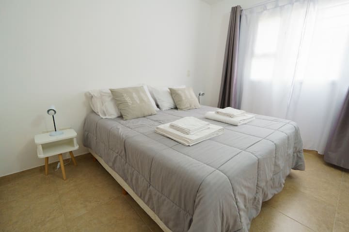 საძინებელი 1