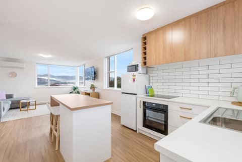Rose Bay Retreat