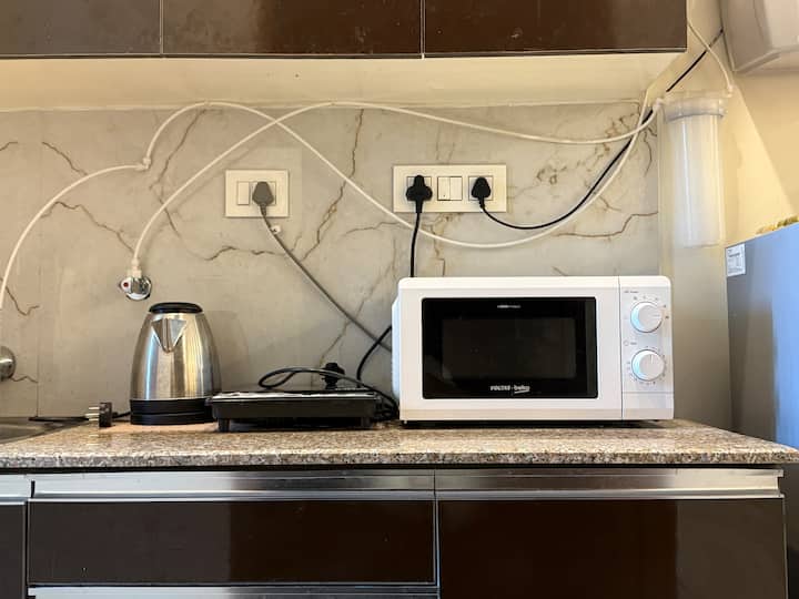 Downtown Warm Cozy Stay | 1 Bhk | Self-check-in - Zirakpur