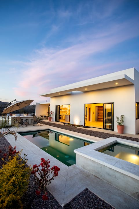 Private home in Cerritos Beach “Casa Lomita”