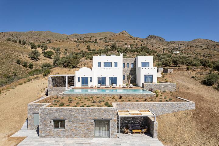 Villa Castellum with hammam and free heated pool gallery image 2