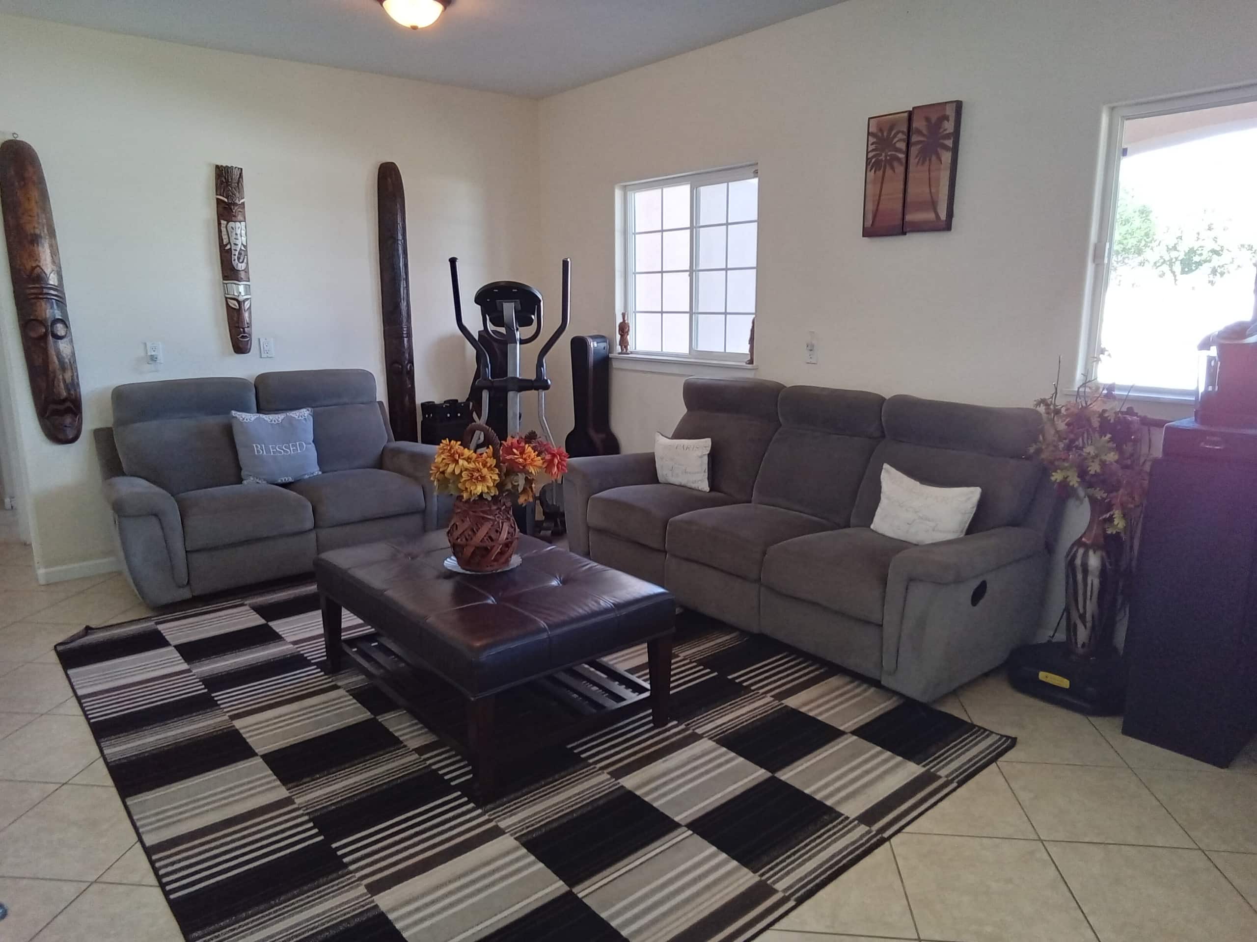 Home in Wailuku · ★5.0 · 1 bedroom · 2 beds · 1 shared bath - Image 2