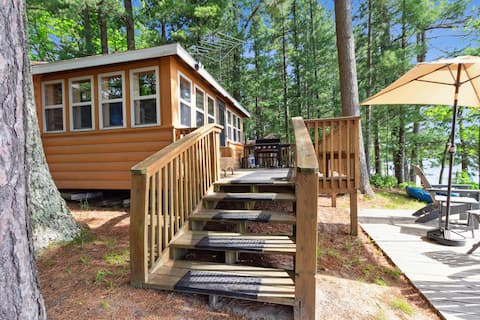 Lakefront Escape - 1 mile from Garland Golf Resort