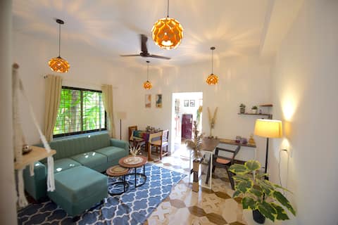 The Getaway - 1BHK w/AC & Wi-Fi